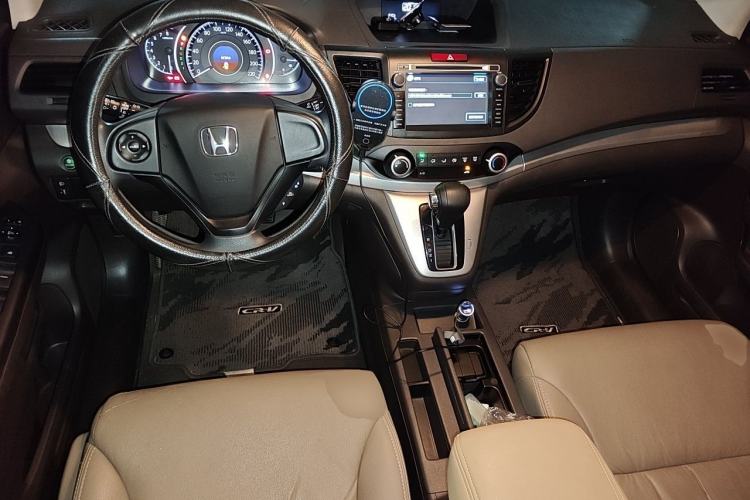Used Honda CR-V 2012 2.0L two-wheel drive urban version Center Console
