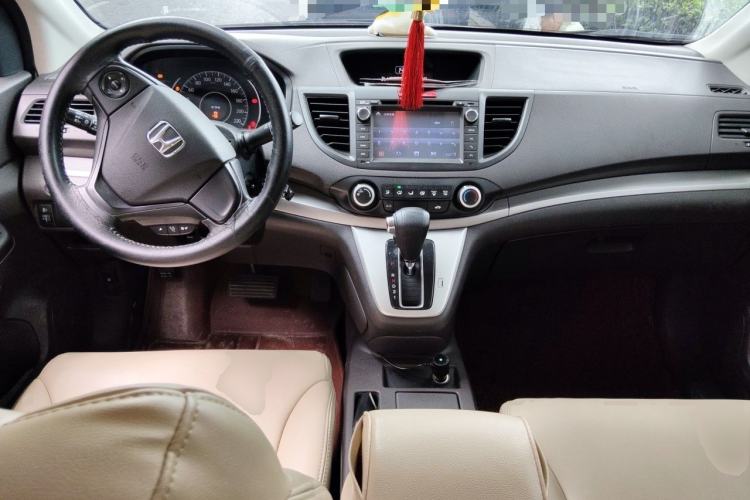 Used Honda CR-V 2012 2.0L two-wheel drive urban version Center Console