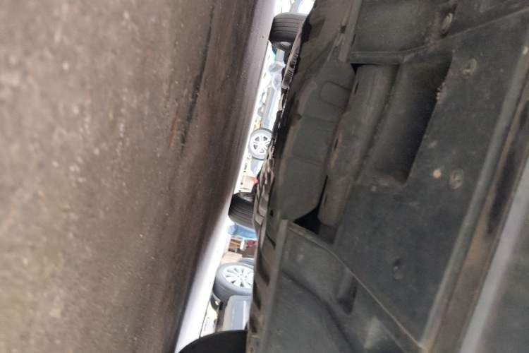 Used Honda CR-V 2012 2.4L four-wheel drive luxury version Chassis Front