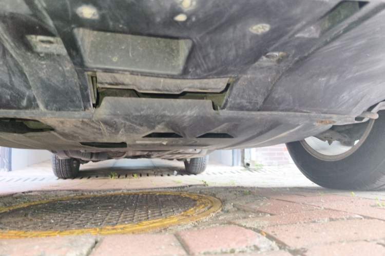 Used Honda CR-V 2012 2.0L two-wheel drive urban version Chassis Front