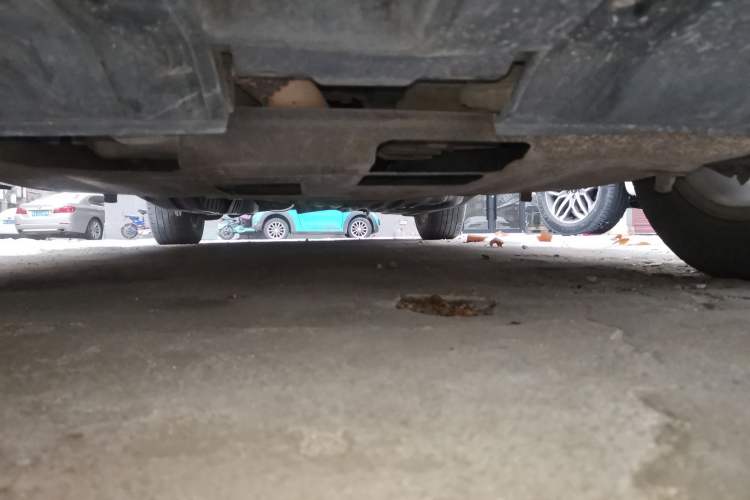 Used Honda CR-V 2012 2.0L two-wheel drive urban version Chassis Front