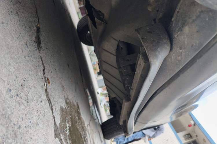 Used Honda CR-V 2012 2.0L two-wheel drive urban version Chassis Front Left