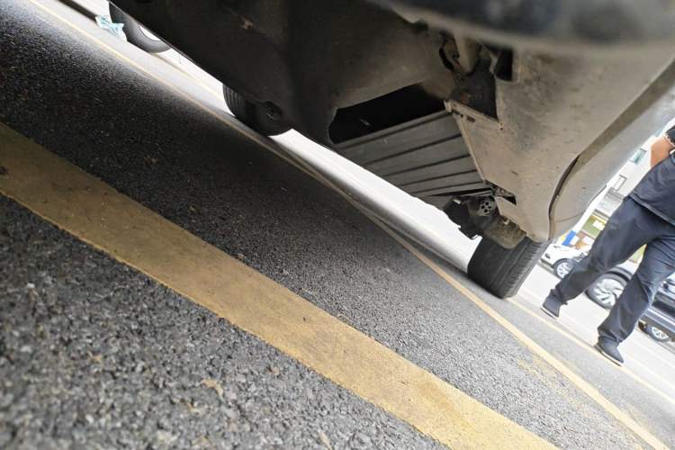 Used Honda CR-V 2012 2.0L two-wheel drive urban version Chassis Front Left