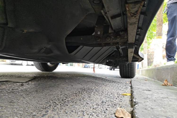 Used Honda CR-V 2012 2.0L two-wheel drive urban version Chassis Front Left