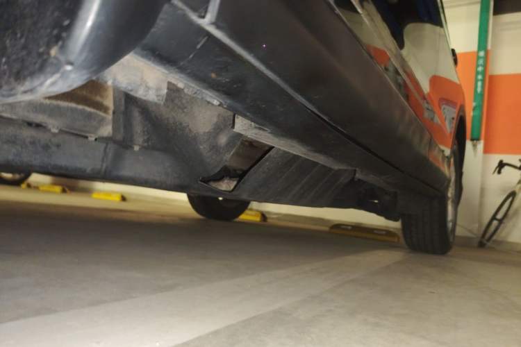 Used Honda CR-V 2012 2.4L four-wheel drive luxury version Chassis Front Left