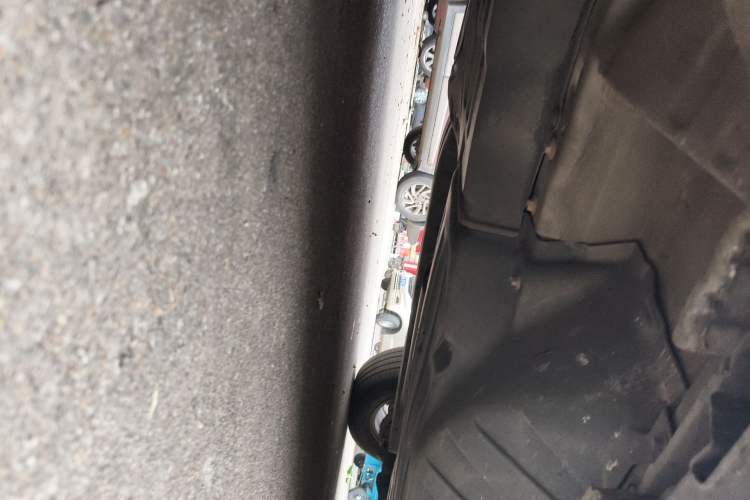 Used Honda CR-V 2012 2.4L four-wheel drive luxury version Chassis Front Left