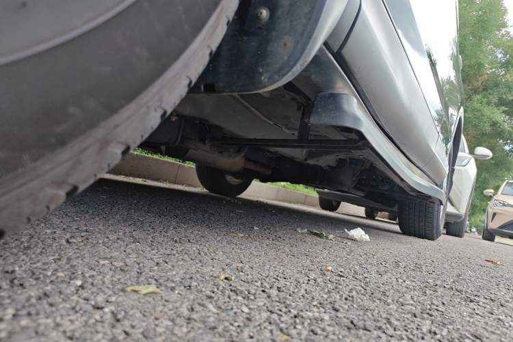 Used Honda CR-V 2012 2.4L four-wheel drive luxury version Chassis Front Left