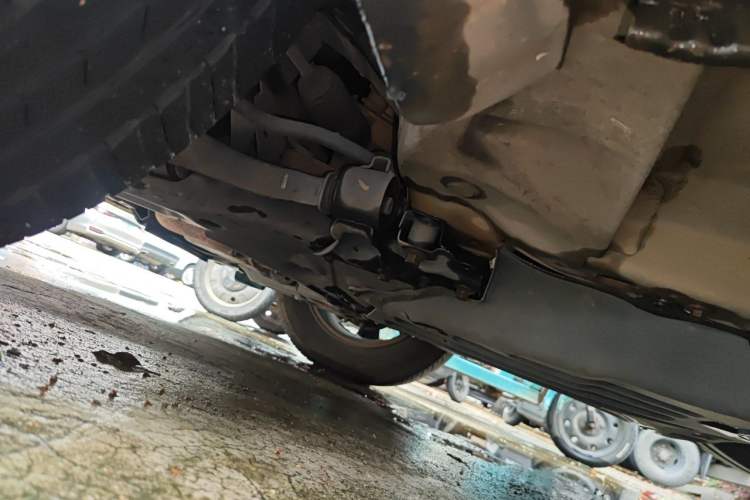 Used Honda CR-V 2012 2.0L two-wheel drive urban version Chassis Front Left