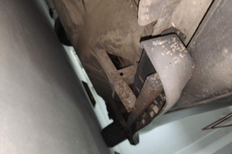 Used Honda CR-V 2012 2.0L two-wheel drive urban version Chassis Front Left