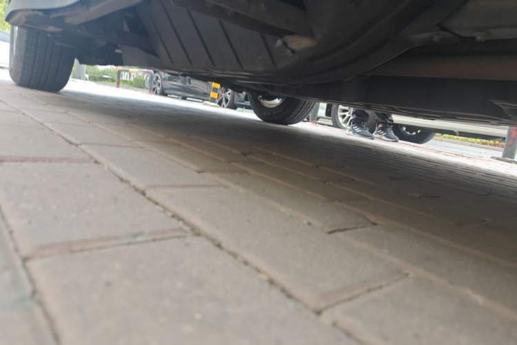 Used Honda CR-V 2012 2.0L two-wheel drive urban version Chassis Front Right