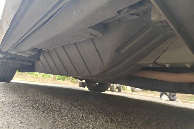 Used Honda CR-V 2012 2.4L four-wheel drive luxury version Chassis Front Right