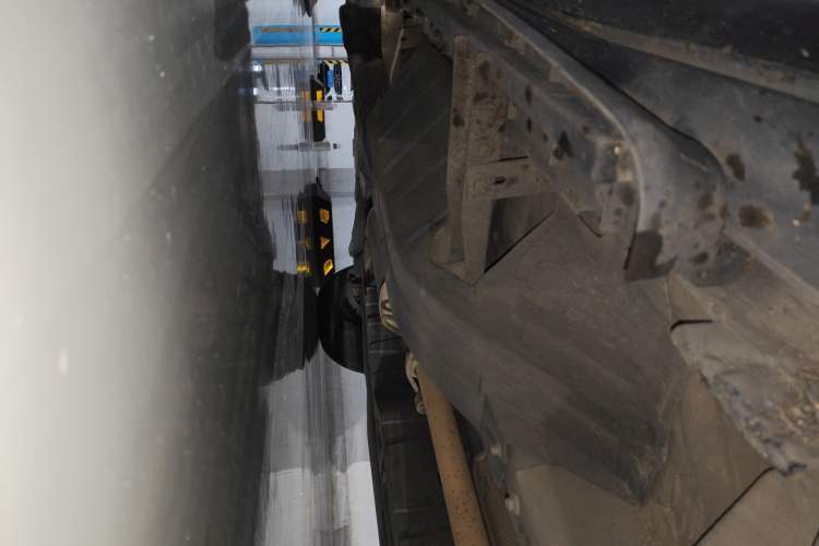 Used Honda CR-V 2012 2.0L two-wheel drive urban version Chassis Front Right