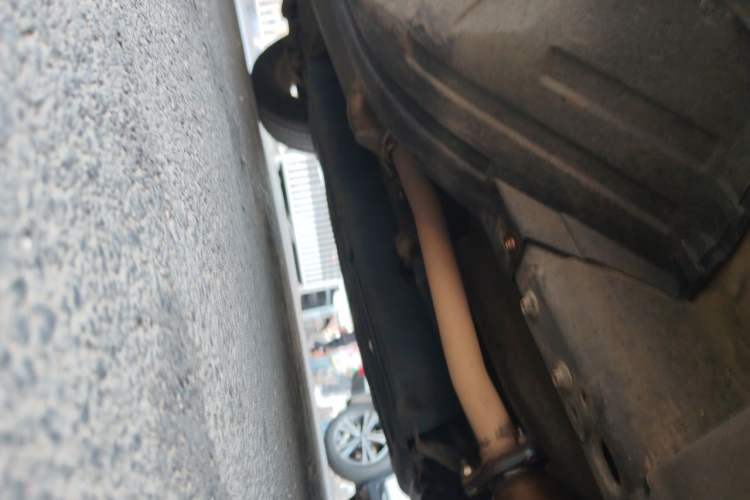 Used Honda CR-V 2012 2.4L four-wheel drive luxury version Chassis Front Right