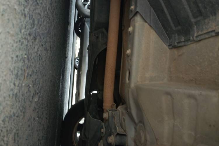 Used Honda CR-V 2012 2.0L two-wheel drive urban version Chassis Front Right