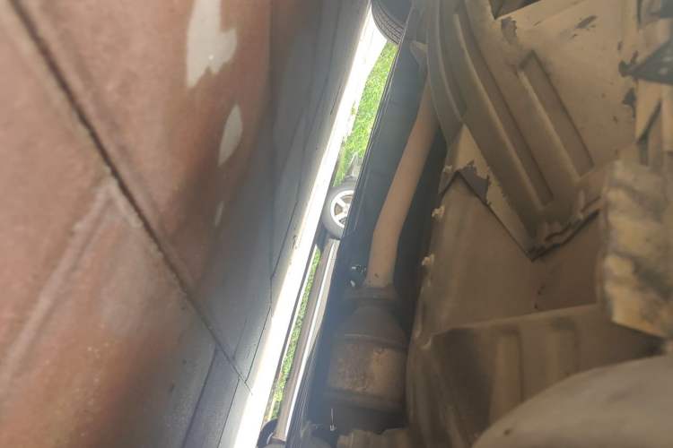 Used Honda CR-V 2012 2.4L four-wheel drive luxury version Chassis Front Right
