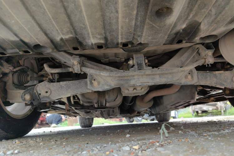Used Honda CR-V 2012 2.4L four-wheel drive luxury version Chassis Rear