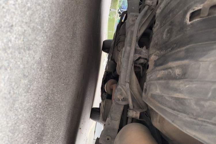Used Honda CR-V 2012 2.4L four-wheel drive luxury version Chassis Rear