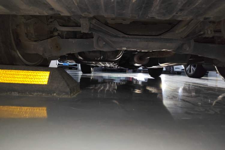 Used Honda CR-V 2012 2.0L two-wheel drive urban version Chassis Rear