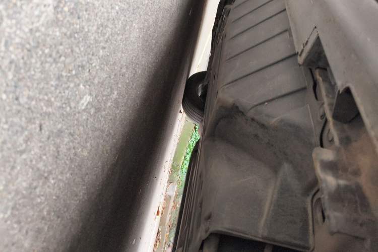 Used Honda CR-V 2012 2.4L four-wheel drive luxury version Chassis Rear Left