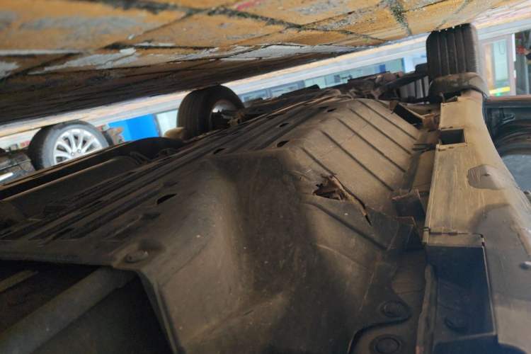 Used Honda CR-V 2012 2.0L two-wheel drive urban version Chassis Rear Left