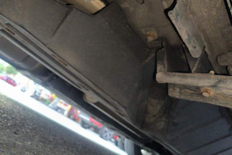 Used Honda CR-V 2012 2.4L four-wheel drive luxury version Chassis Rear Right