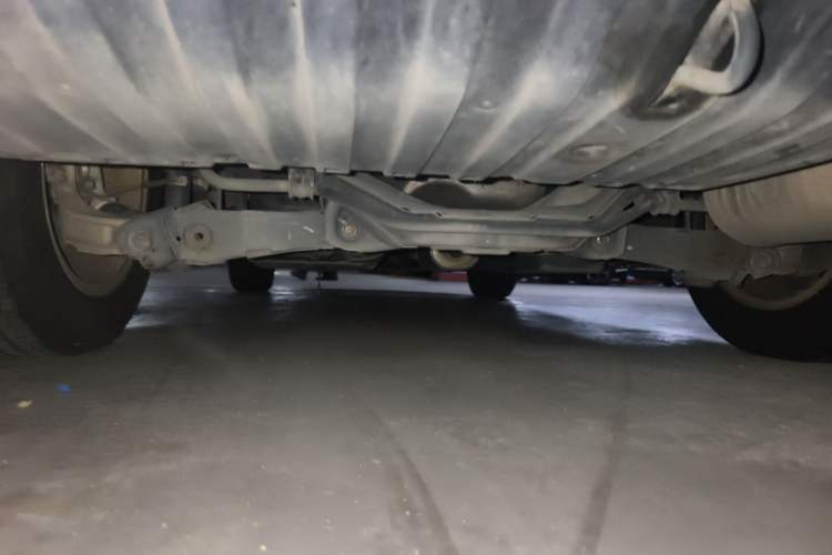Used Honda CR-V 2012 2.0L two-wheel drive urban version Chassis Rear