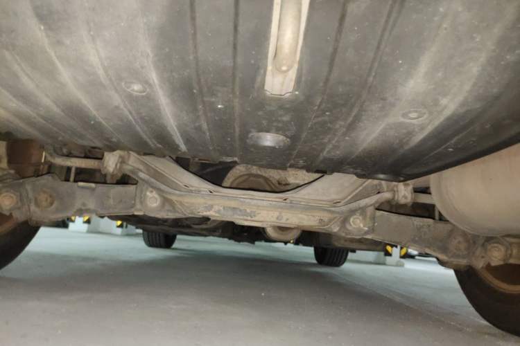 Used Honda CR-V 2012 2.0L two-wheel drive urban version Chassis Rear