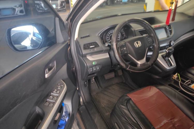 Used Honda CR-V 2012 2.4L four-wheel drive luxury version Driver Seat