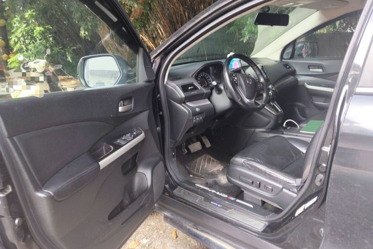 Used Honda CR-V 2012 2.4L four-wheel drive luxury version Driver Seat