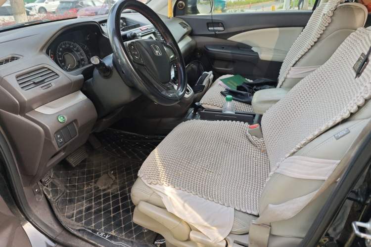 Used Honda CR-V 2012 2.0L two-wheel drive urban version Driver Seat