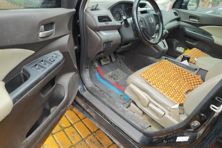 Used Honda CR-V 2012 2.0L two-wheel drive urban version Driver Seat