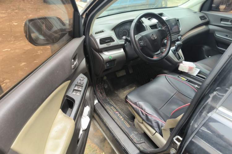 Used Honda CR-V 2012 2.0L two-wheel drive urban version Driver Seat