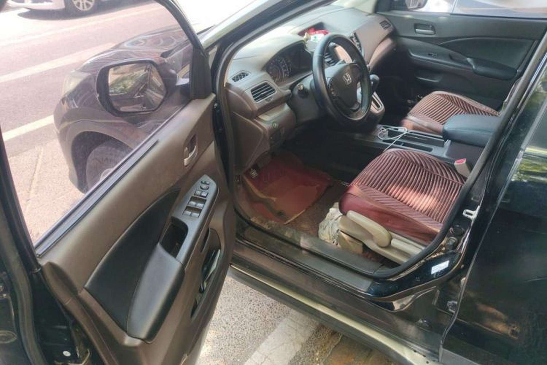 Used Honda CR-V 2012 2.0L two-wheel drive urban version Driver Seat