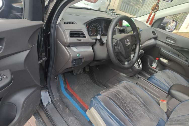 Used Honda CR-V 2012 2.0L two-wheel drive urban version Driver Seat