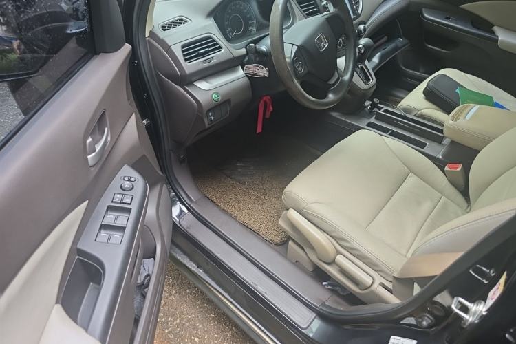 Used Honda CR-V 2012 2.0L two-wheel drive urban version Driver Seat