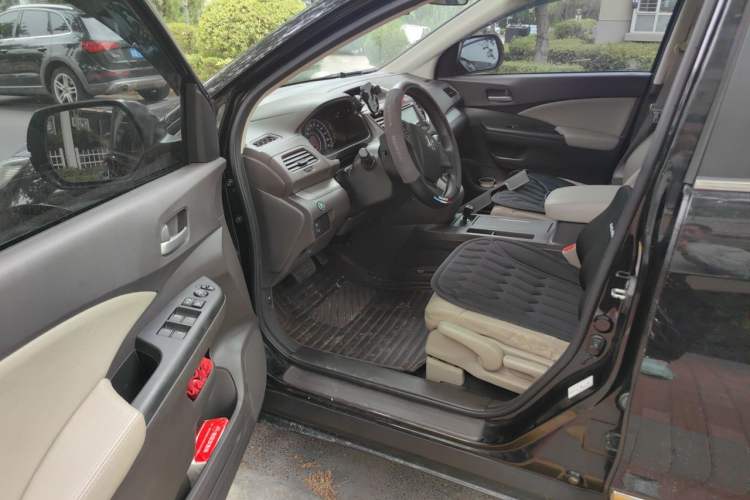 Used Honda CR-V 2012 2.0L two-wheel drive urban version Driver Seat