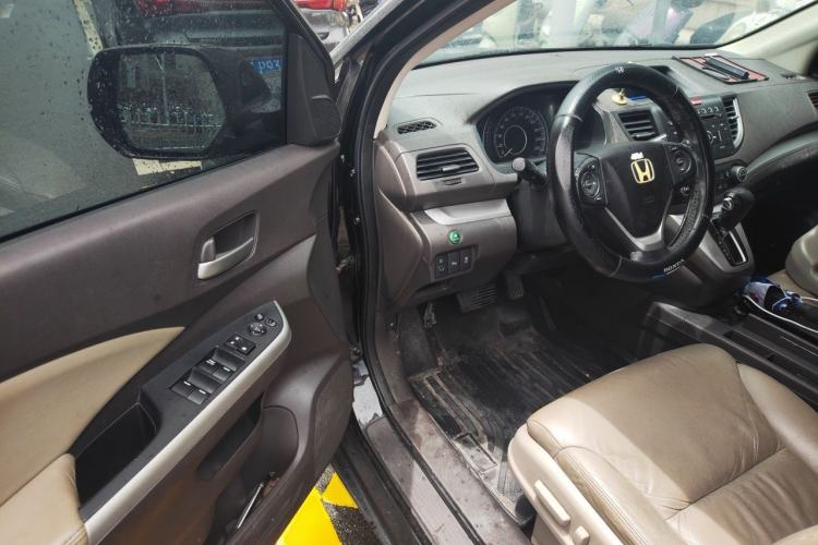 Used Honda CR-V 2012 2.4L four-wheel drive luxury version Driver Seat