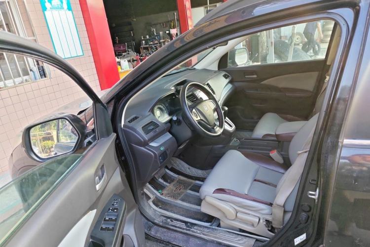 Used Honda CR-V 2012 2.0L two-wheel drive urban version Driver Seat