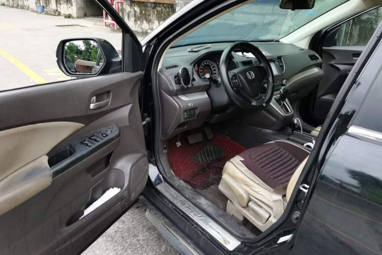 Used Honda CR-V 2012 2.0L two-wheel drive urban version Driver Seat