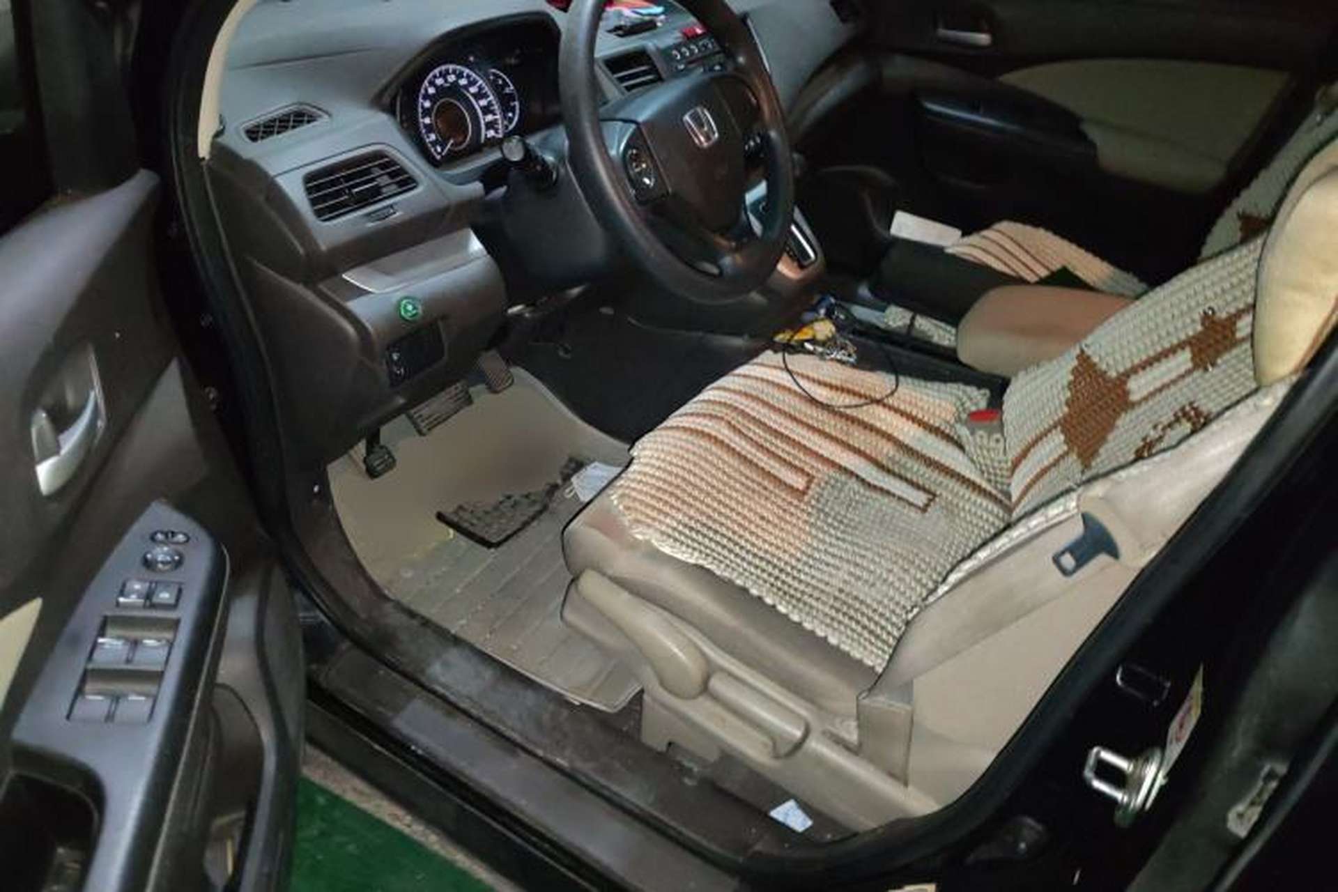 Used Honda CR-V 2012 2.0L two-wheel drive urban version Driver Seat