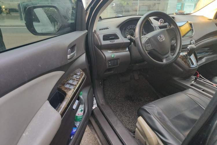 Used Honda CR-V 2012 2.0L two-wheel drive urban version Driver Seat