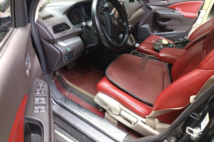 Used Honda CR-V 2012 2.0L two-wheel drive urban version Driver Seat