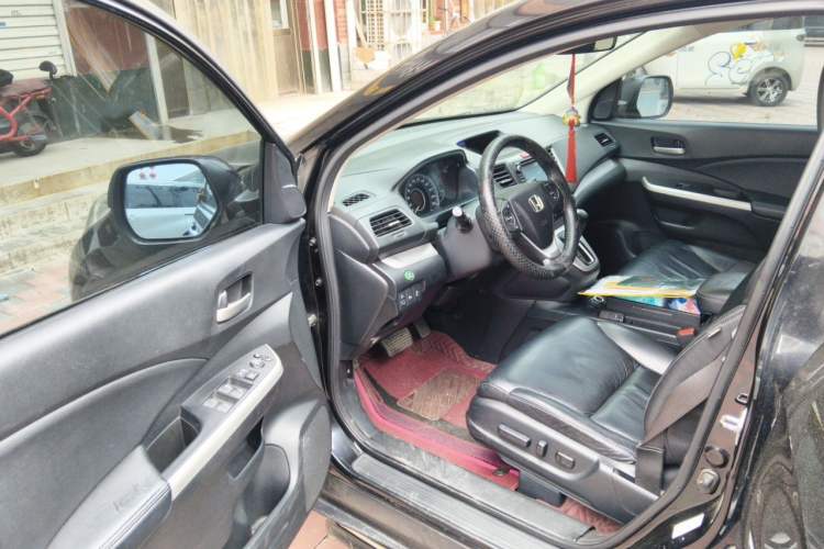 Used Honda CR-V 2012 2.4L four-wheel drive luxury version Driver Seat