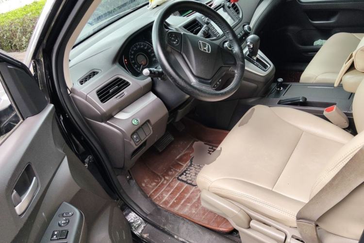 Used Honda CR-V 2012 2.0L two-wheel drive urban version Driver Seat