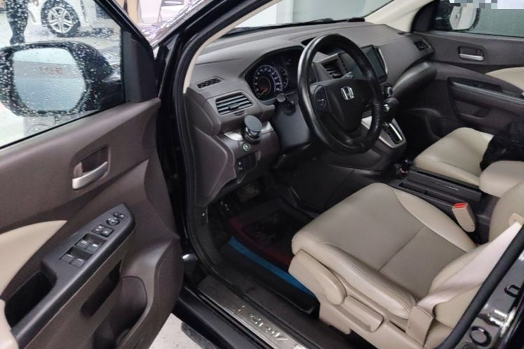 Used Honda CR-V 2012 2.0L two-wheel drive urban version Driver Seat