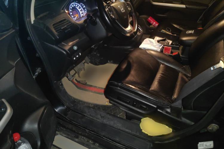 Used Honda CR-V 2012 2.4L four-wheel drive luxury version Driver Seat