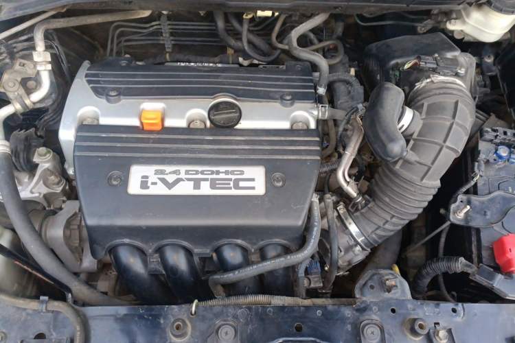 Used Honda CR-V 2012 2.4L four-wheel drive luxury version Engine Bay