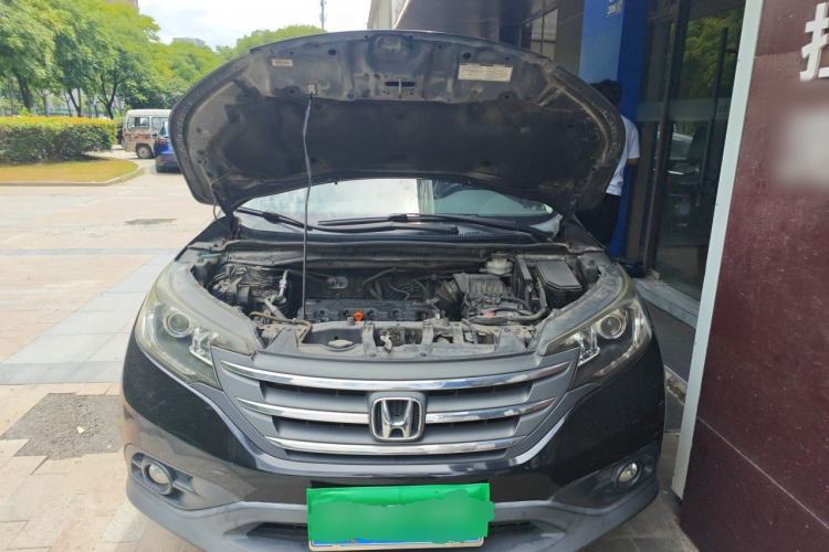 Used Honda CR-V 2012 2.0L two-wheel drive urban version Engine Bay