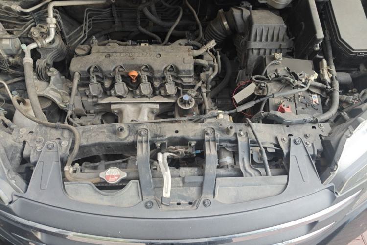 Used Honda CR-V 2012 2.0L two-wheel drive urban version Engine Bay