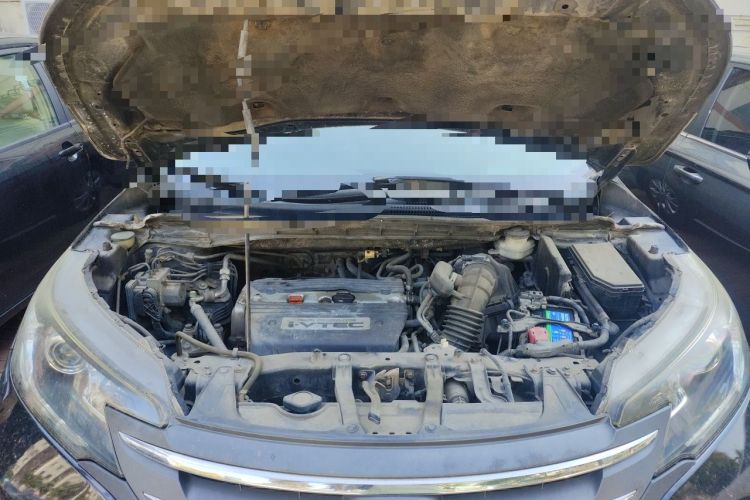 Used Honda CR-V 2012 2.4L four-wheel drive luxury version Engine Bay
